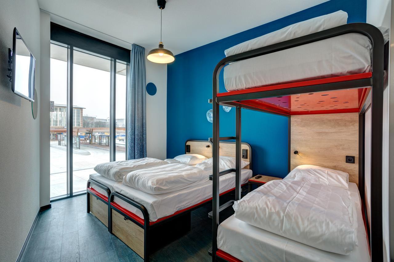 Meininger Hotel Amsterdam Amstel Esterno foto